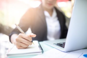 Understanding the Franchise Royalty Fee (and Other Key Expenses)